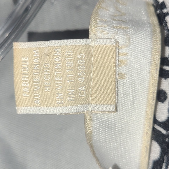 Daisy Polka Dot Dress Short Sleeve Sheath Style Black White Elevated Athleisure - Picture 9 of 10